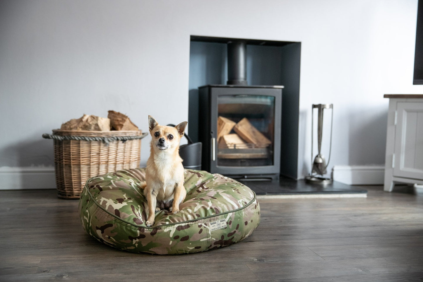 Barka Parka Dog Bed - Camo and olive piping - Barka Parka Dog Beds
