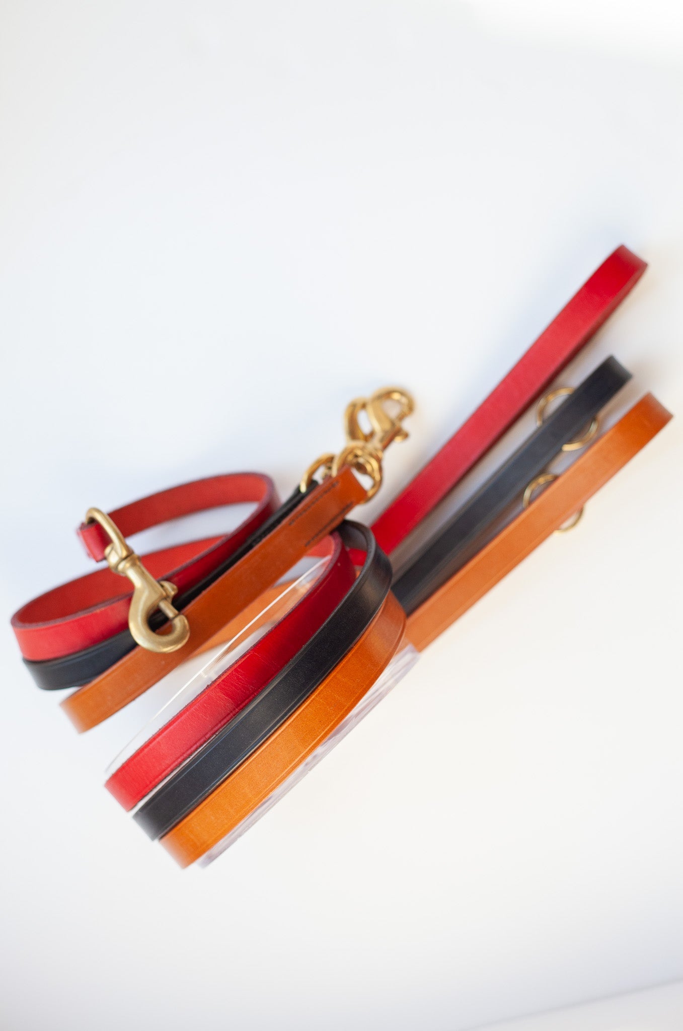 Leads - Hand-stitched English bridle leather - Barka Parka Dog Beds
